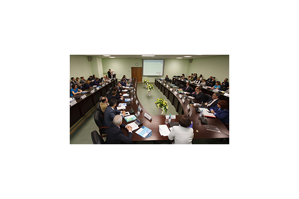 Роман Петухов выступил на конференции по гражданскому участию в местном самоуправлении в Сургуте 