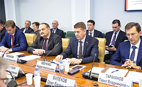 В Совете Федерации обсудили вопросы развития магистральной инфраструктуры